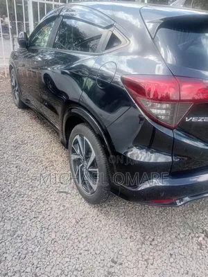 Honda Vezel 1.5 Hybrid 4WD 2018 Blue