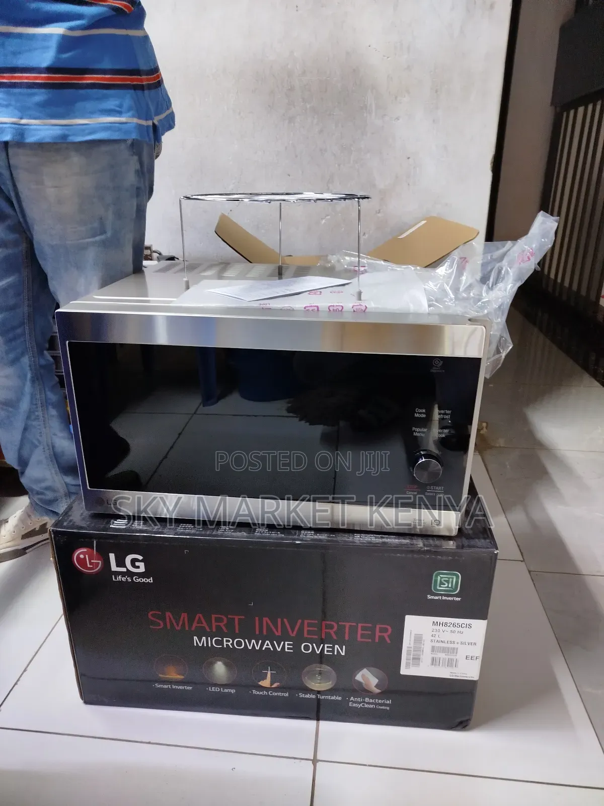 Lg 42(L) | Neochef Grill Microwave Oven | Smart Inverter