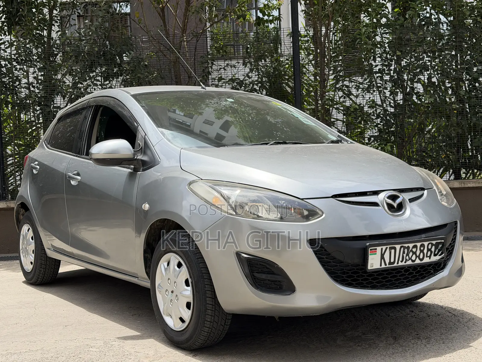 Mazda Demio 2013 Silver
