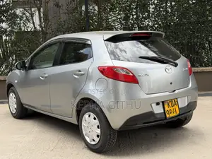 Mazda Demio 2013 Silver