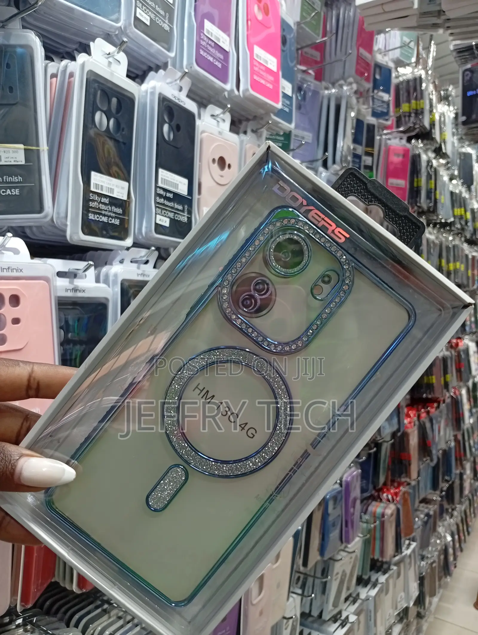 Glitter Diamond Case for the Infinix Hot 13c 4g Smartphone