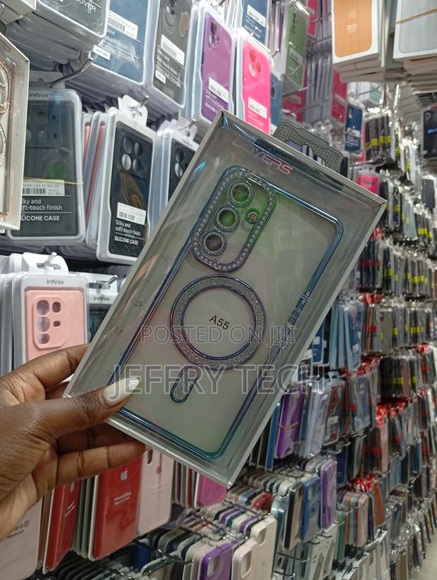 Doyers Clear Magnetic Case for the Samsung Galaxy A55 5g. - thumbnail 2