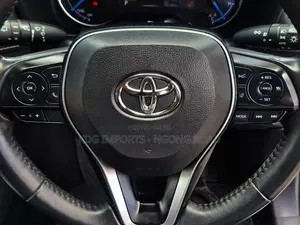 Toyota RAV4 2019 Pearl