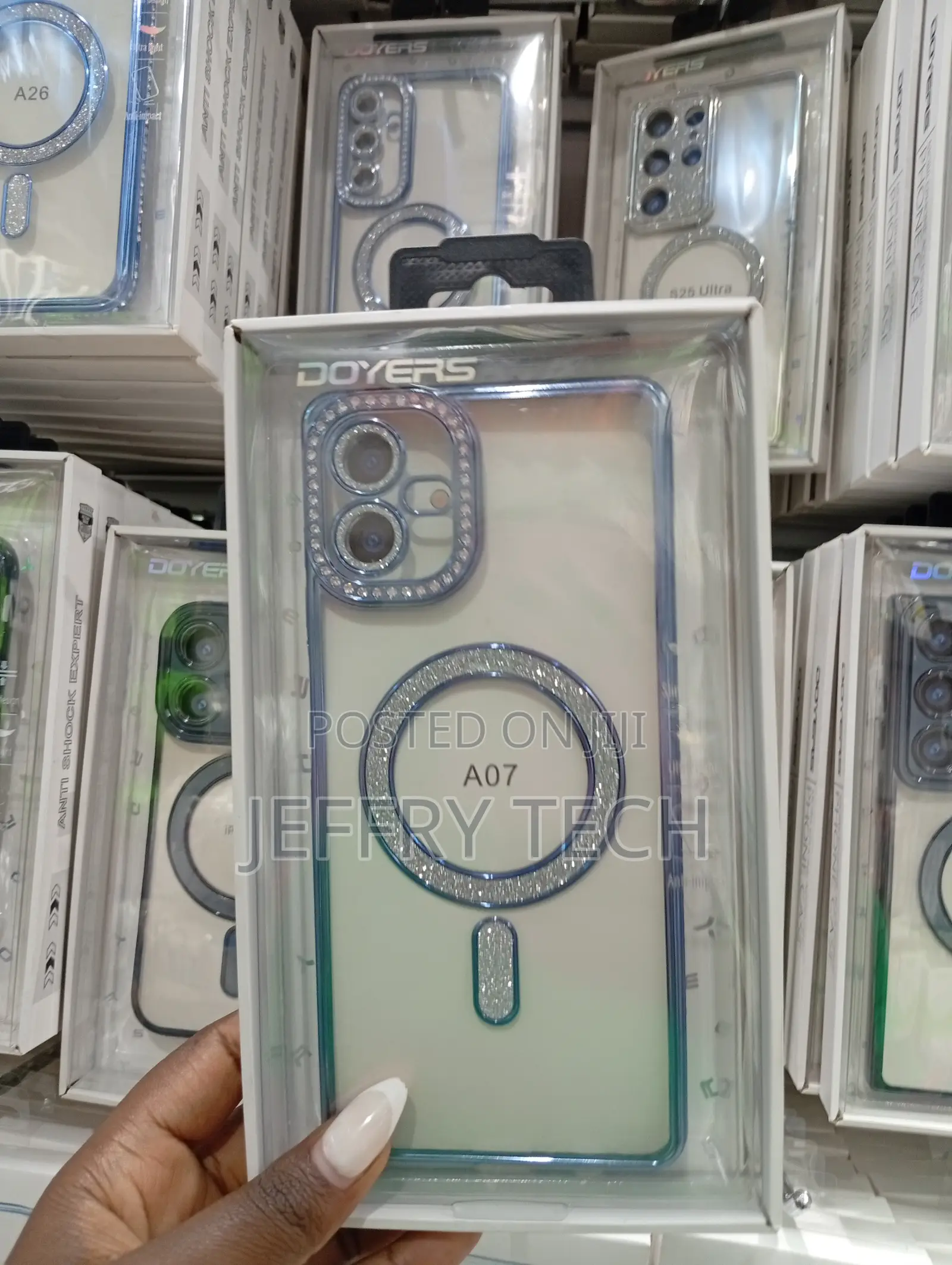 Doyers Magnetic Glitter Plated Case for the Samsung Galaxy A07.