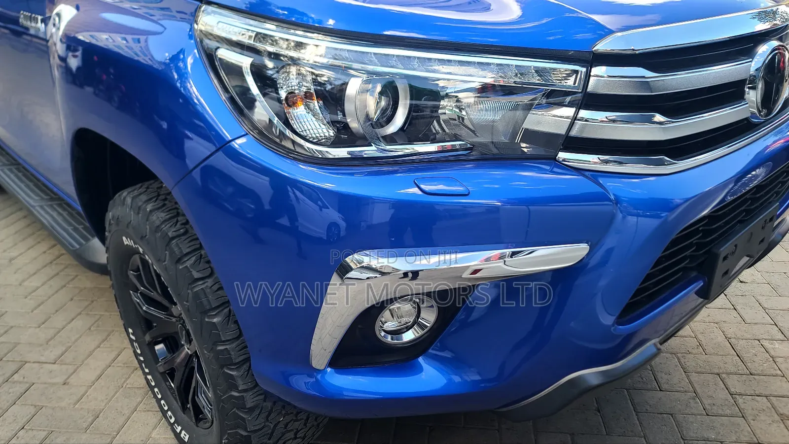 Toyota Hilux Revo Double Cab Deisel 2.4 AWD 2019 Blue