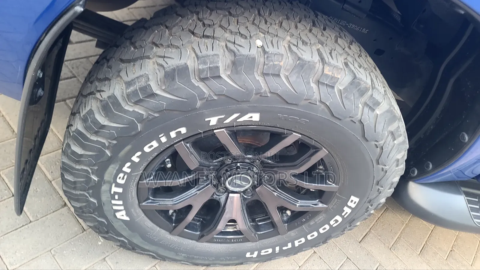 Toyota Hilux Revo Double Cab Deisel 2.4 AWD 2019 Blue