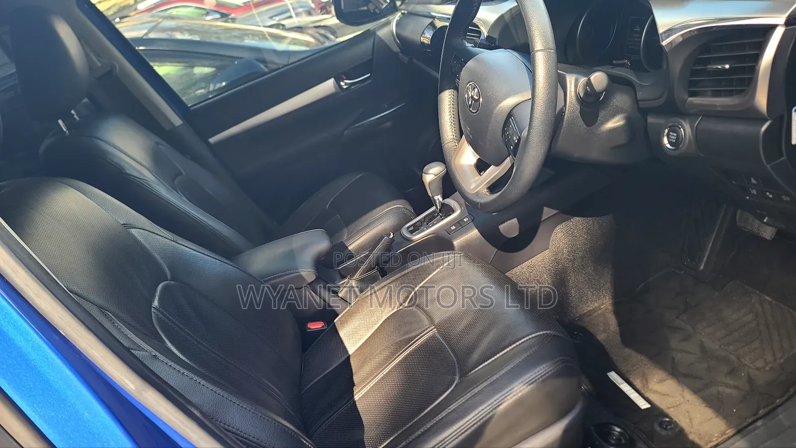 Toyota Hilux Revo Double Cab Deisel 2.4 AWD 2019 Blue