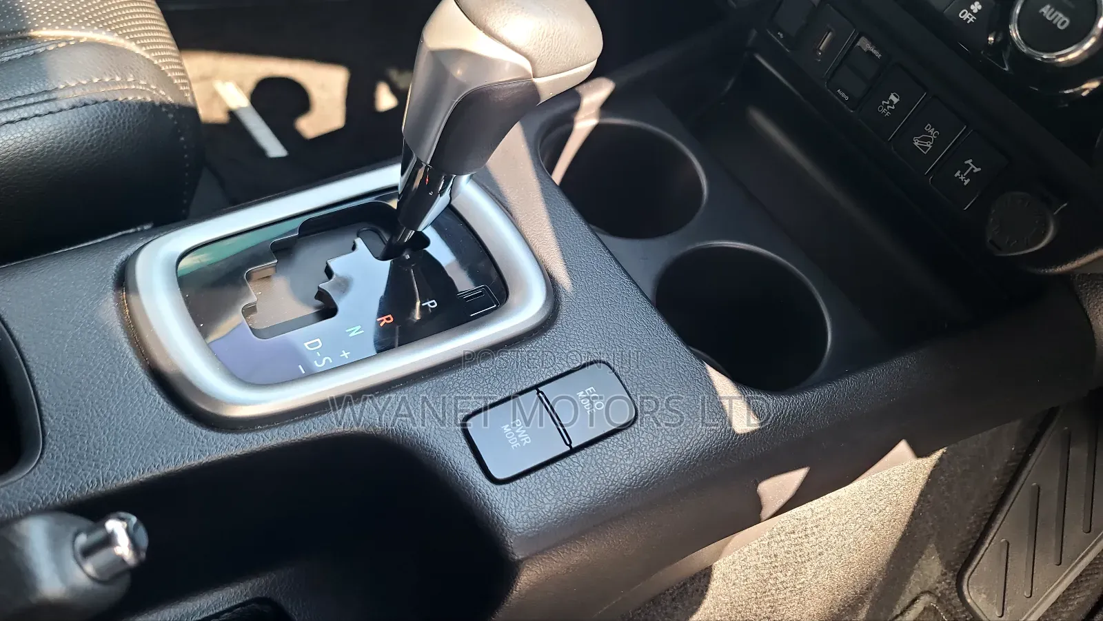 Toyota Hilux Revo Double Cab Deisel 2.4 AWD 2019 Blue