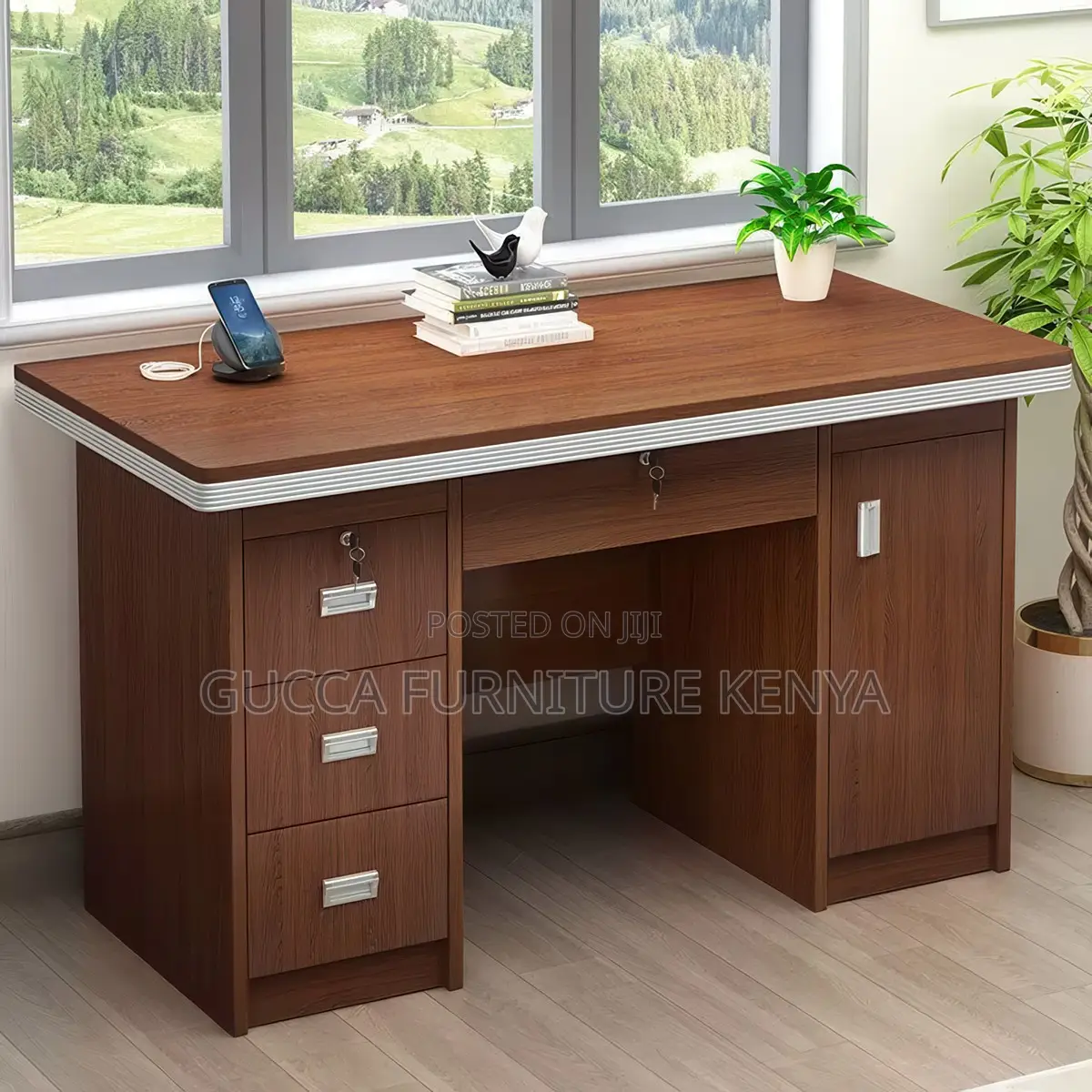 1.2m Executive Office Desk With Locking Drawers