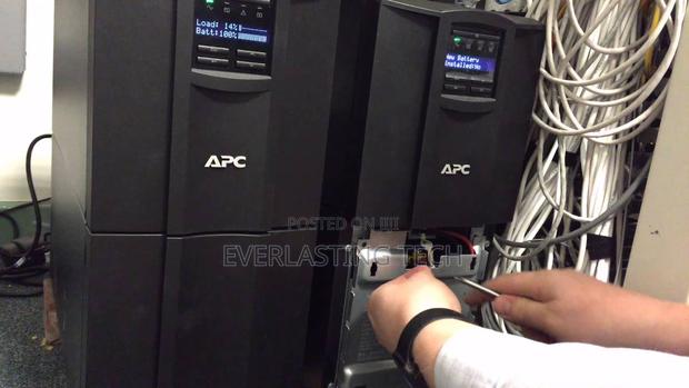 Apc Smart-Ups C 3000va LCD 230v Smc3000i