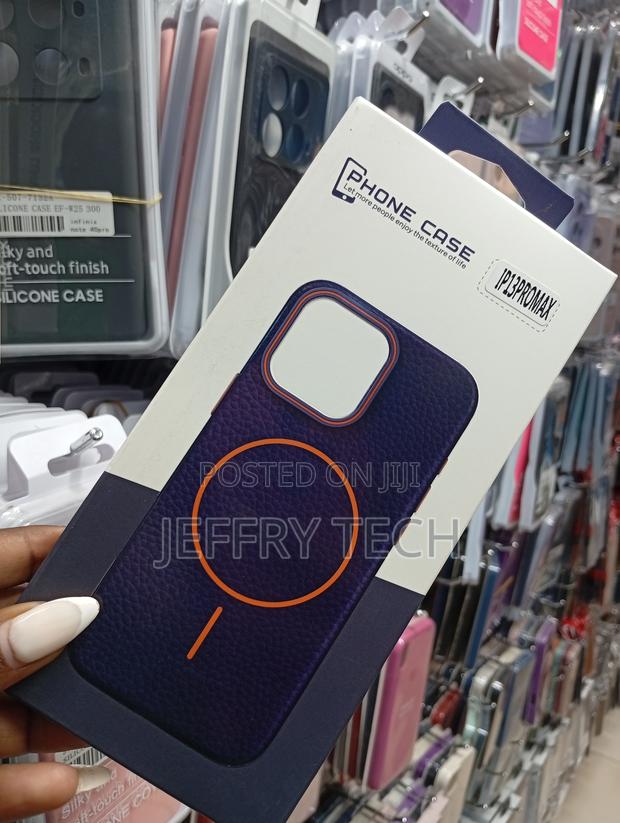 Blue Magsafe Compatible Phone Case for Apple iPhone 13 Pro Max - thumbnail 2