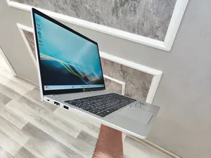 Laptop HP ProBook 650 G8 16GB Intel Core i7 SSD 256GB