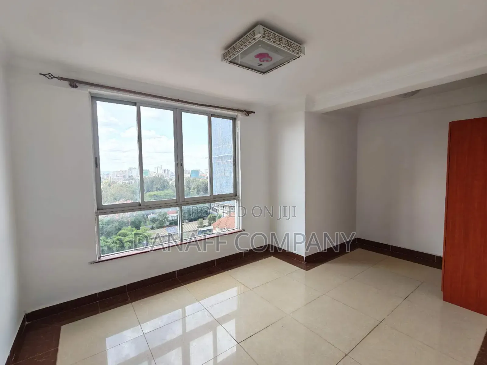 1bdrm Apartment in Bloomfield, State House Area for rent