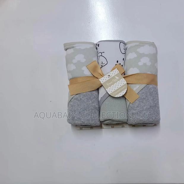 3 Piece Hooded Towel - thumbnail 10