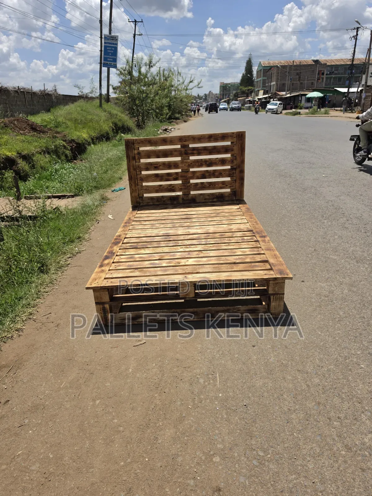4×6 Pallet Bed - Strong Stable Natural Wood Design Bed.06