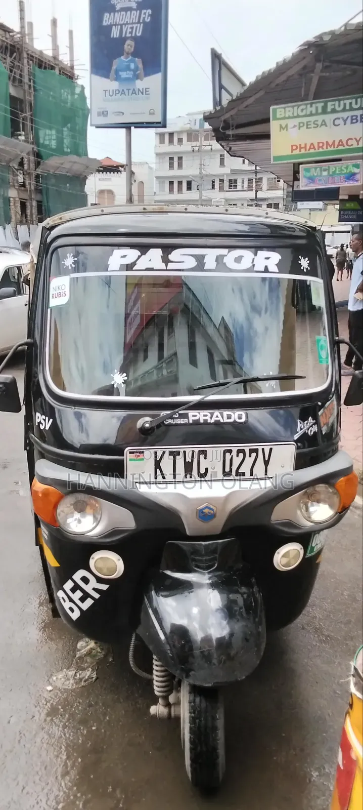 Piaggio 2022 Black