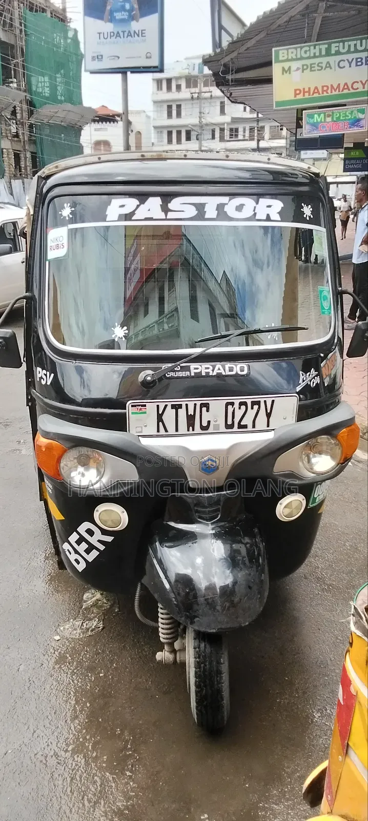 Piaggio 2022 Black