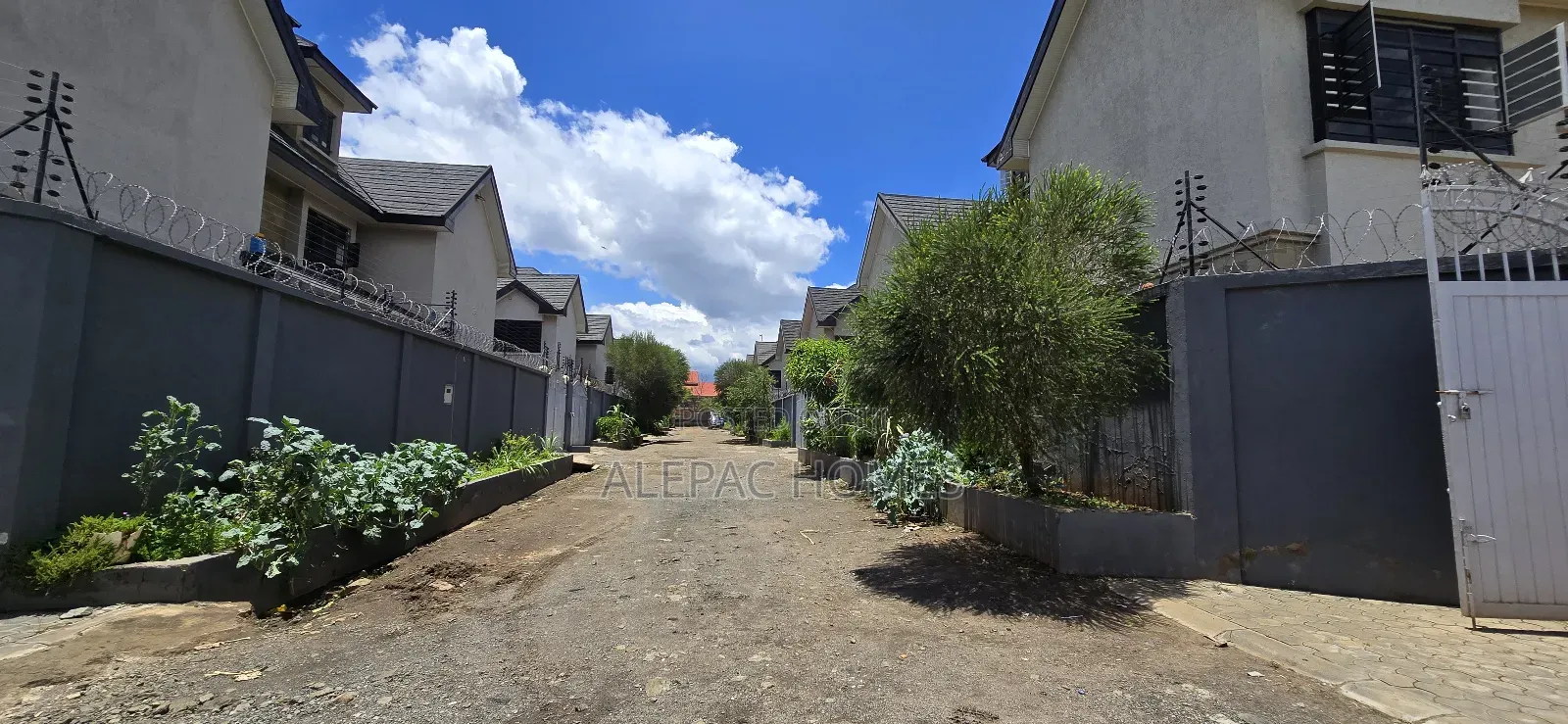 5bdrm Maisonette in Kamakis, Ruiru for rent