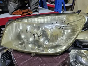 Rav 4 Ac 31 Headlight