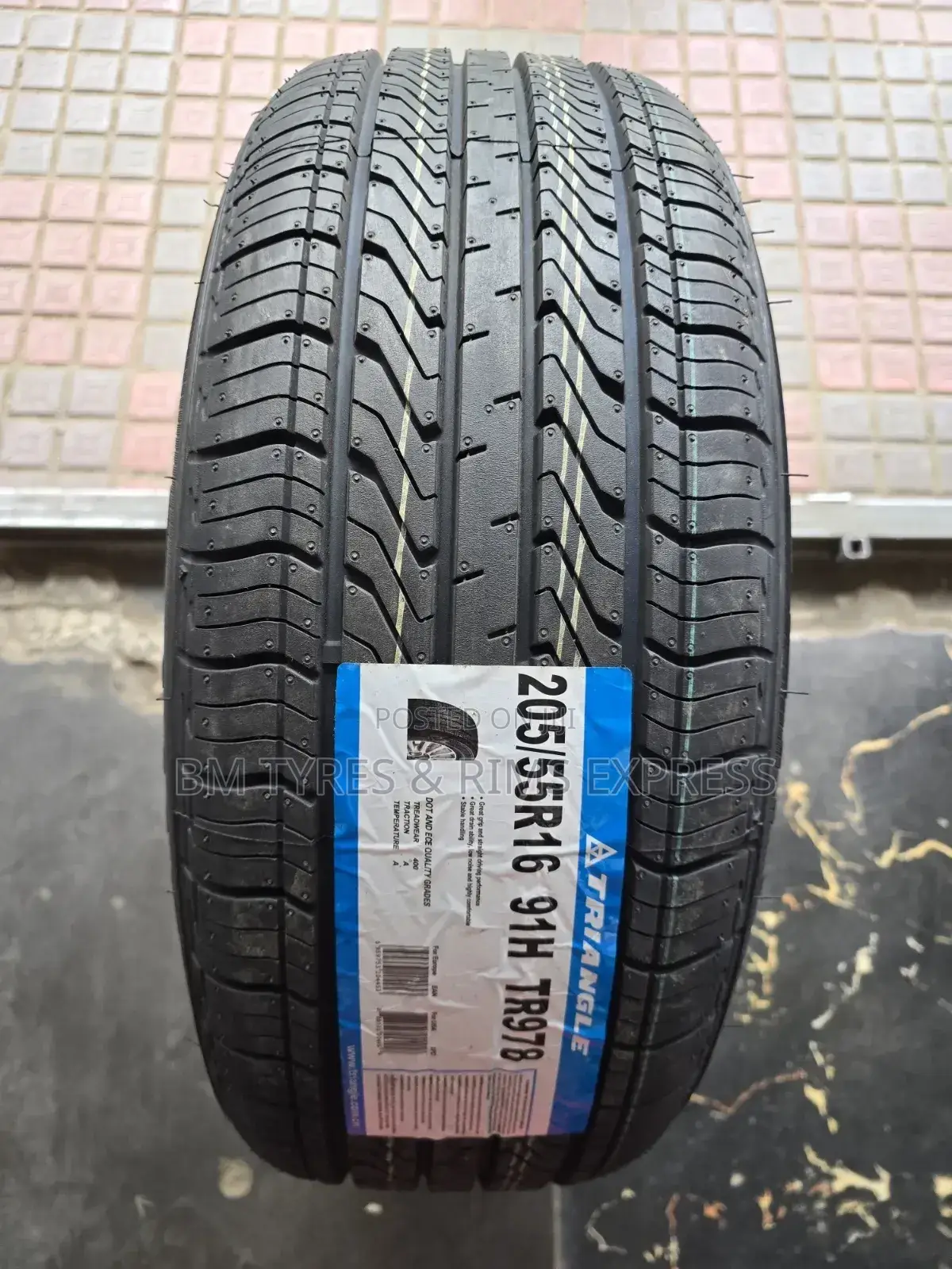 205 /55 R16 Triangle Tyres (Tr978)