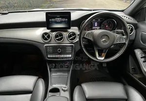 Mercedes-Benz GLA-Class 2017 White