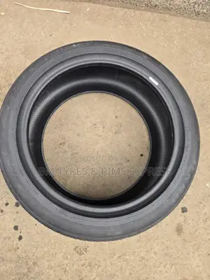 275 /40 R19 Falken Tyres (Azenis Fk520) Japan.