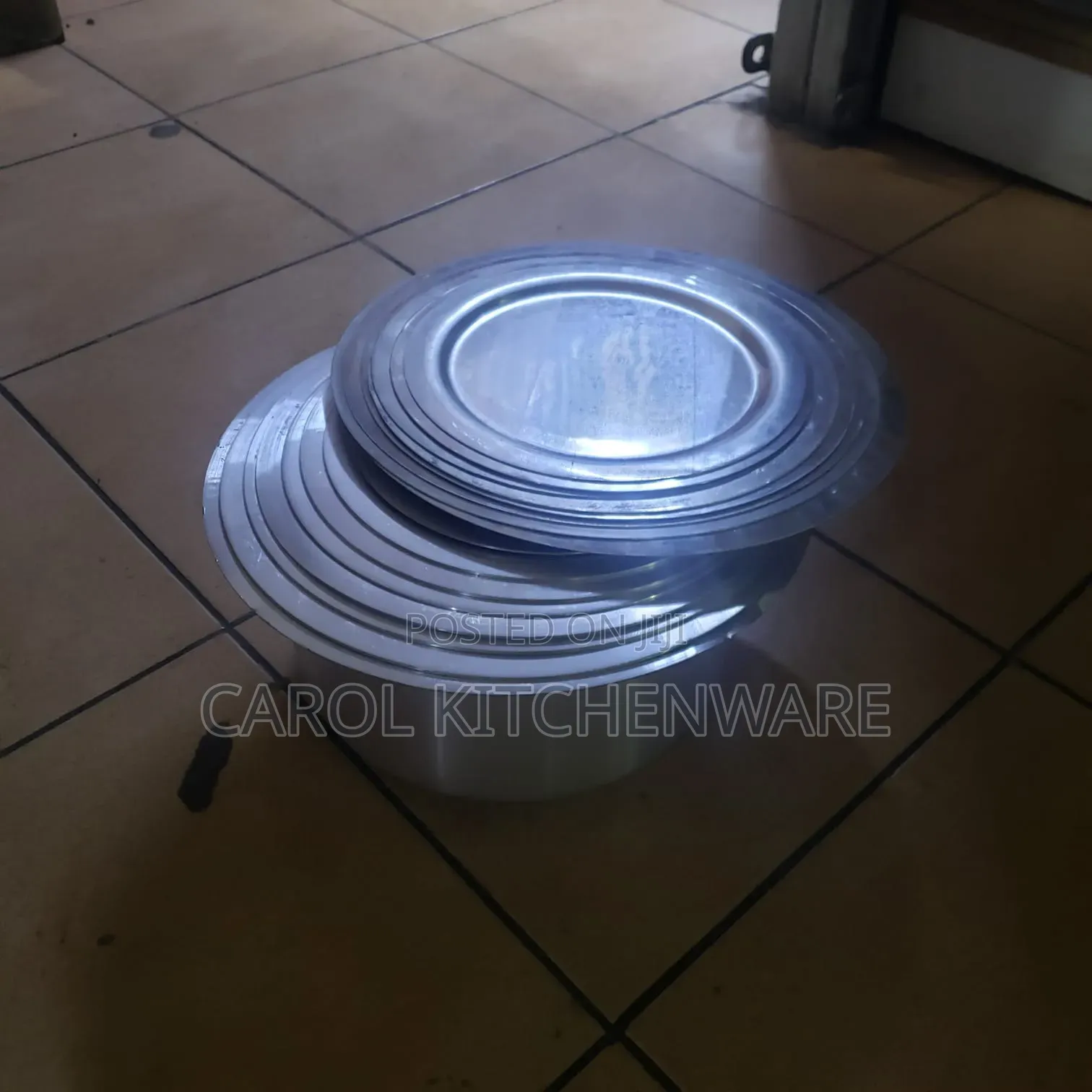 8pcs Heavy Gauge Aluminium Sufuria + 8 Lids