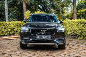 Volvo XC90 T5 Momentum AWD (2.0L 4cyl 8A) 2017 Black