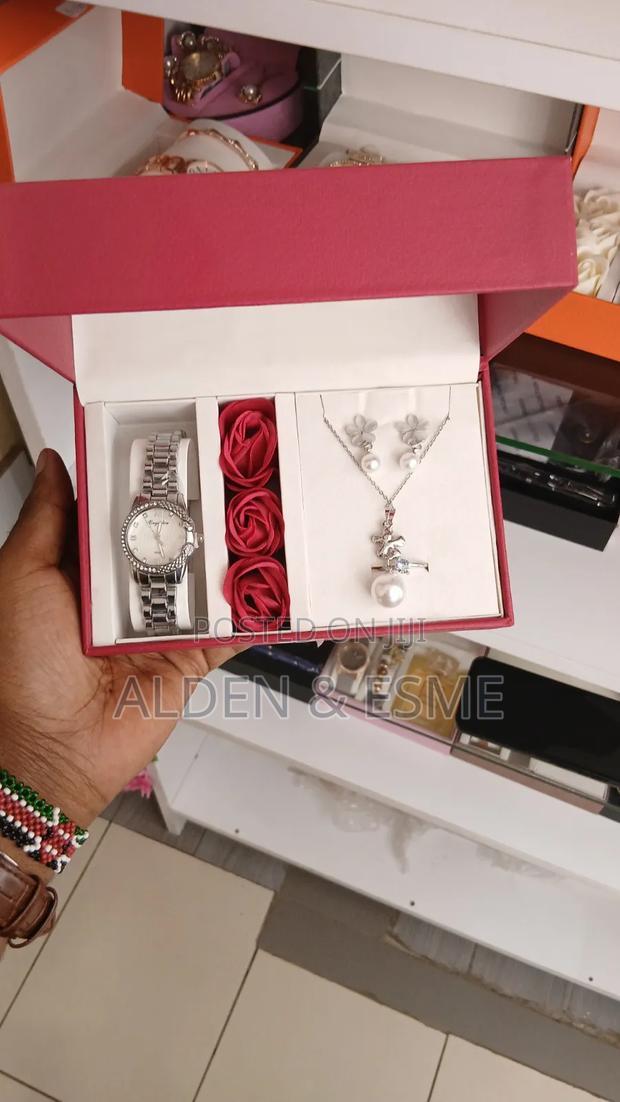 Ladies Gift Boxes.