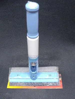 Two - Way Windscreen Squeezer