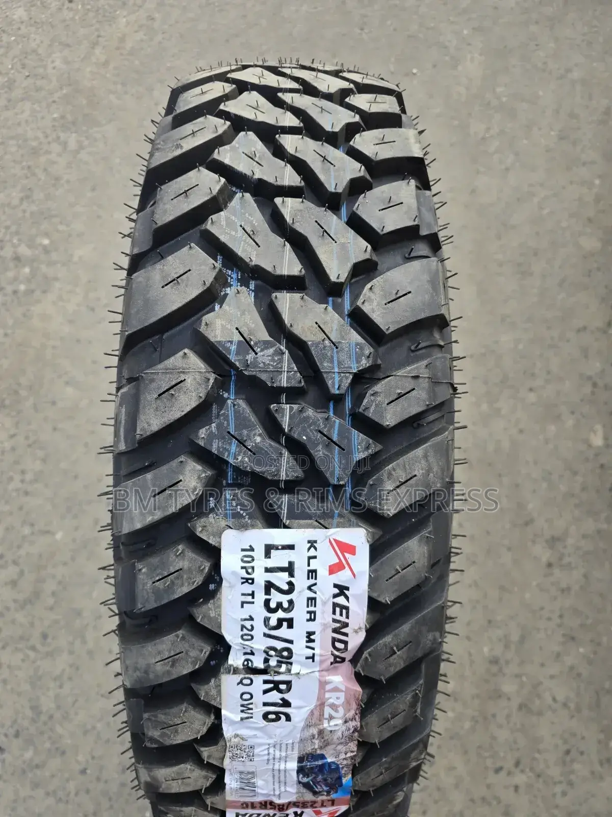 235 /85 R16 Kenda Tyres (Mud Terrein)