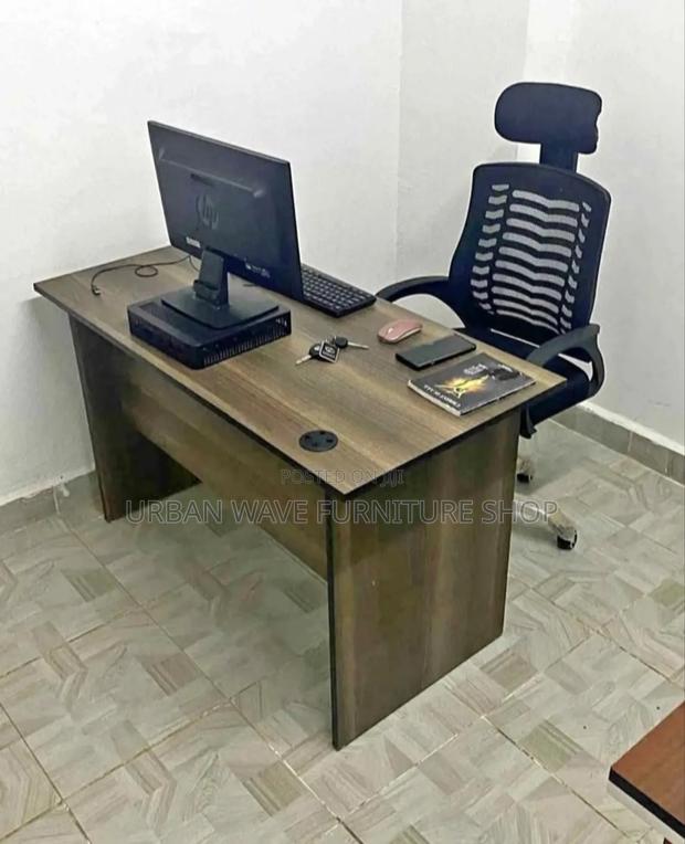 American Walnut Wood Laptop Desktop