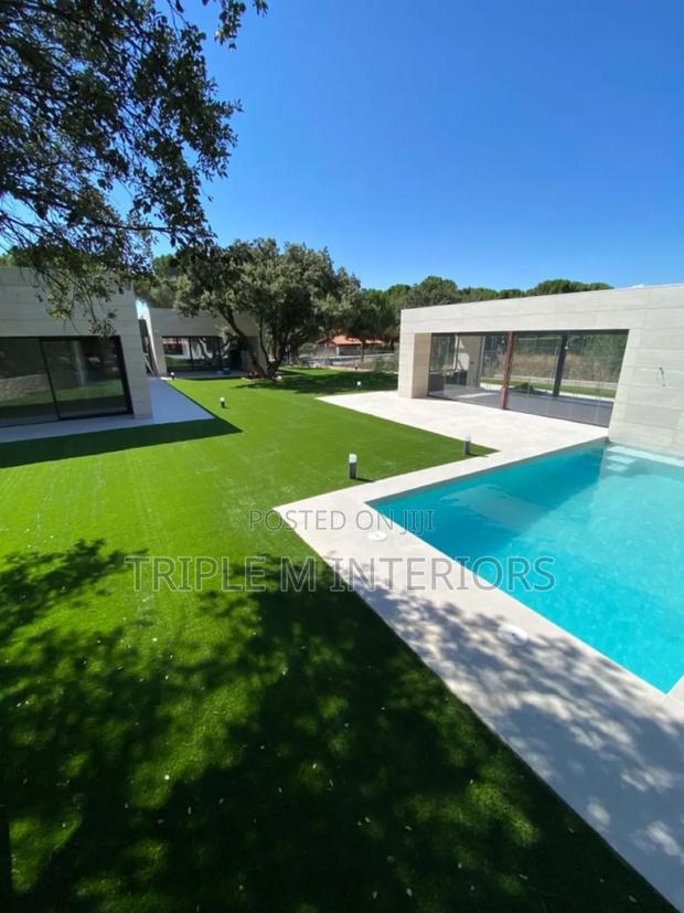 Outdoor Luxury Poolside Turf Installation