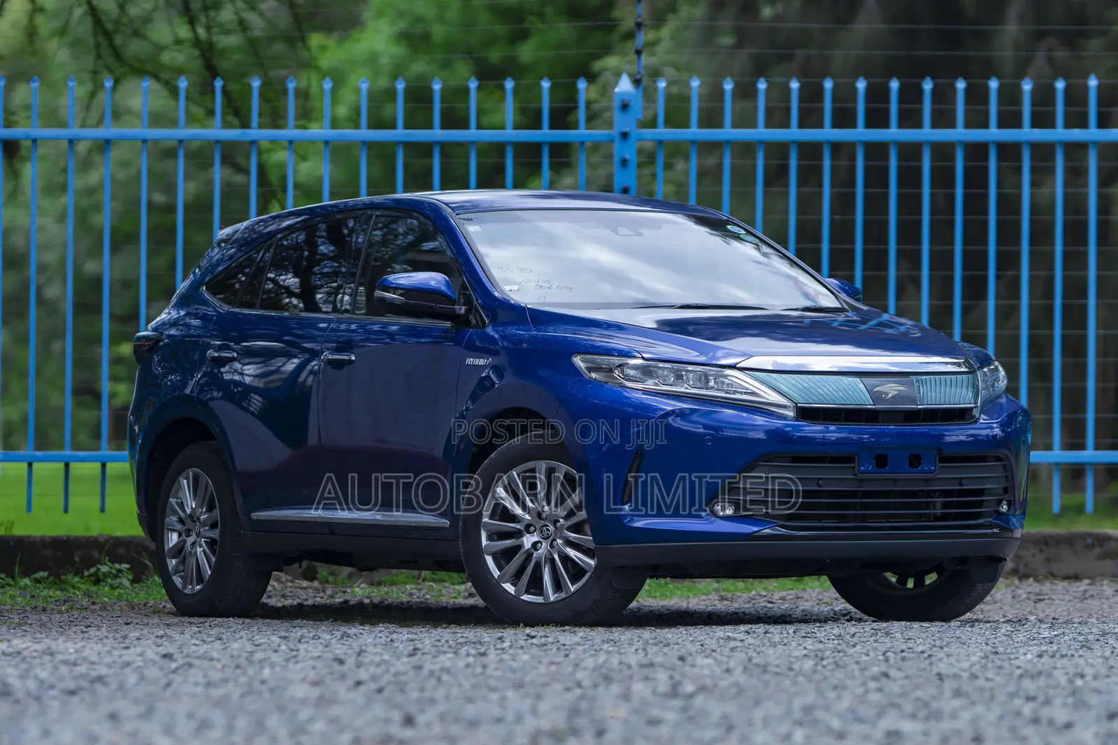 Toyota Harrier 2.5 Hybrid 4WD 2018 Blue