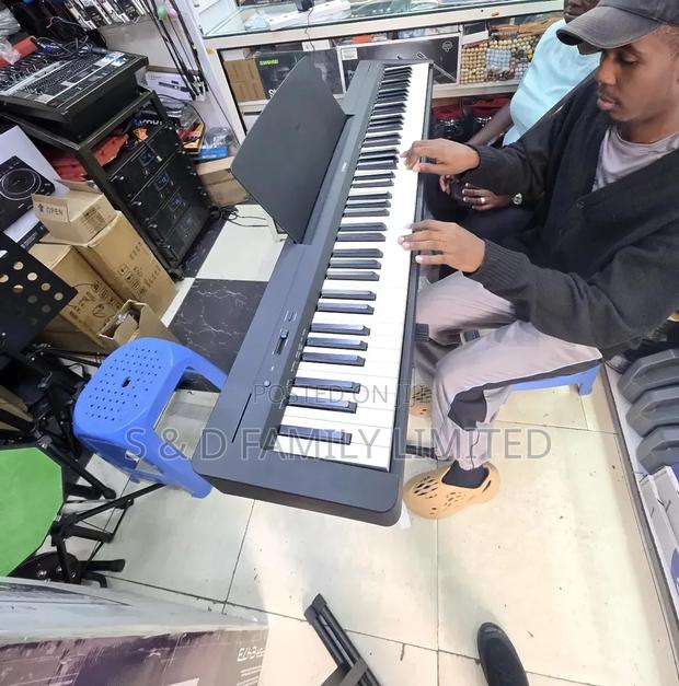 Yamaha P-145 Digital Piano 88 Keys