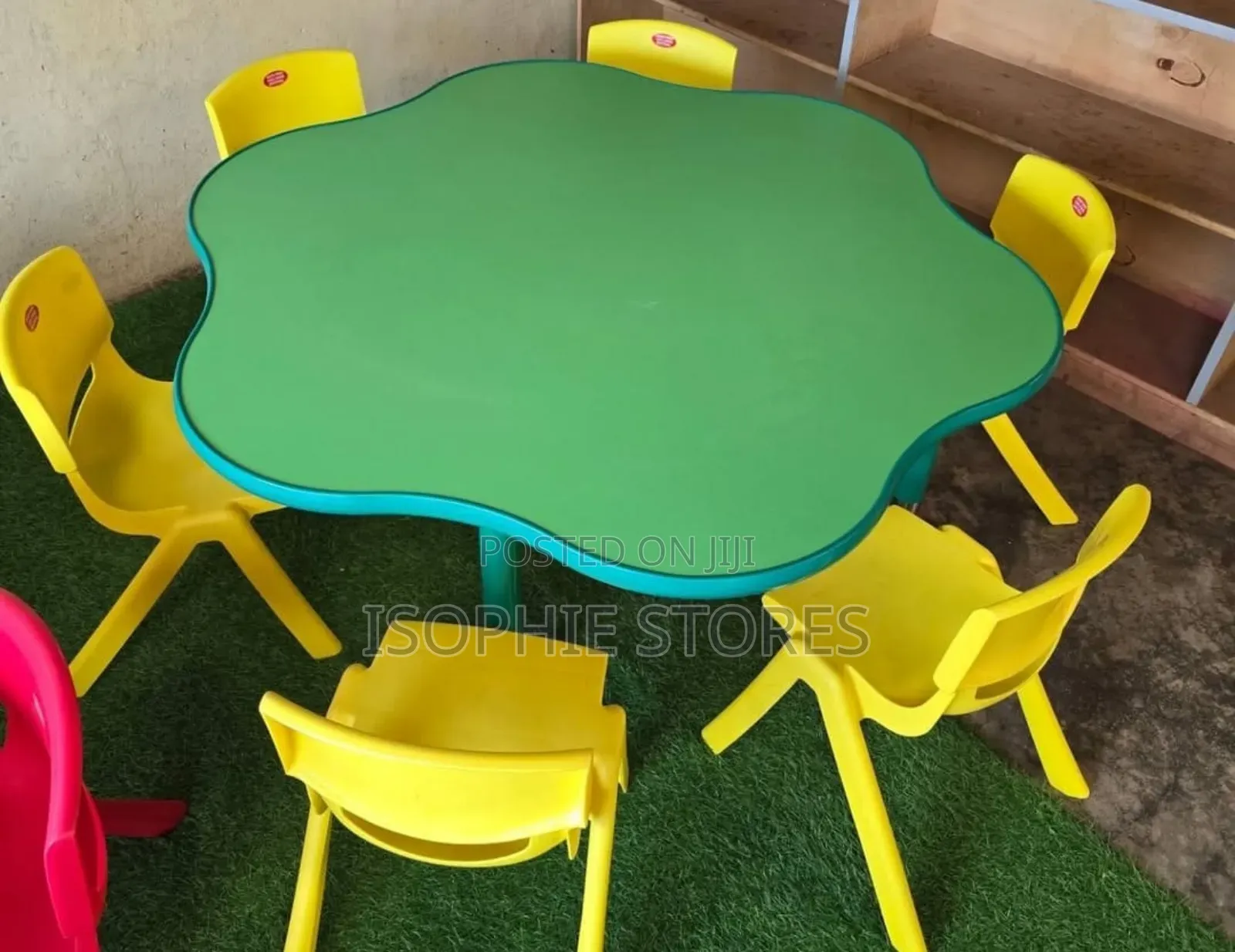 Kindergarten Blossom Tables