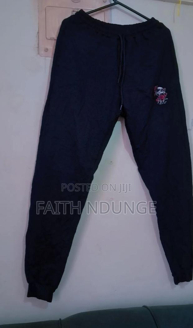 Cotton Bedsheets Tishirts and Sweatpants
