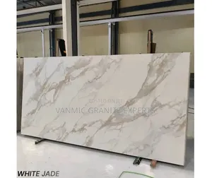 Quartz Countertops— Scratch-Resistant, Non-Porous | Best for Kitchens