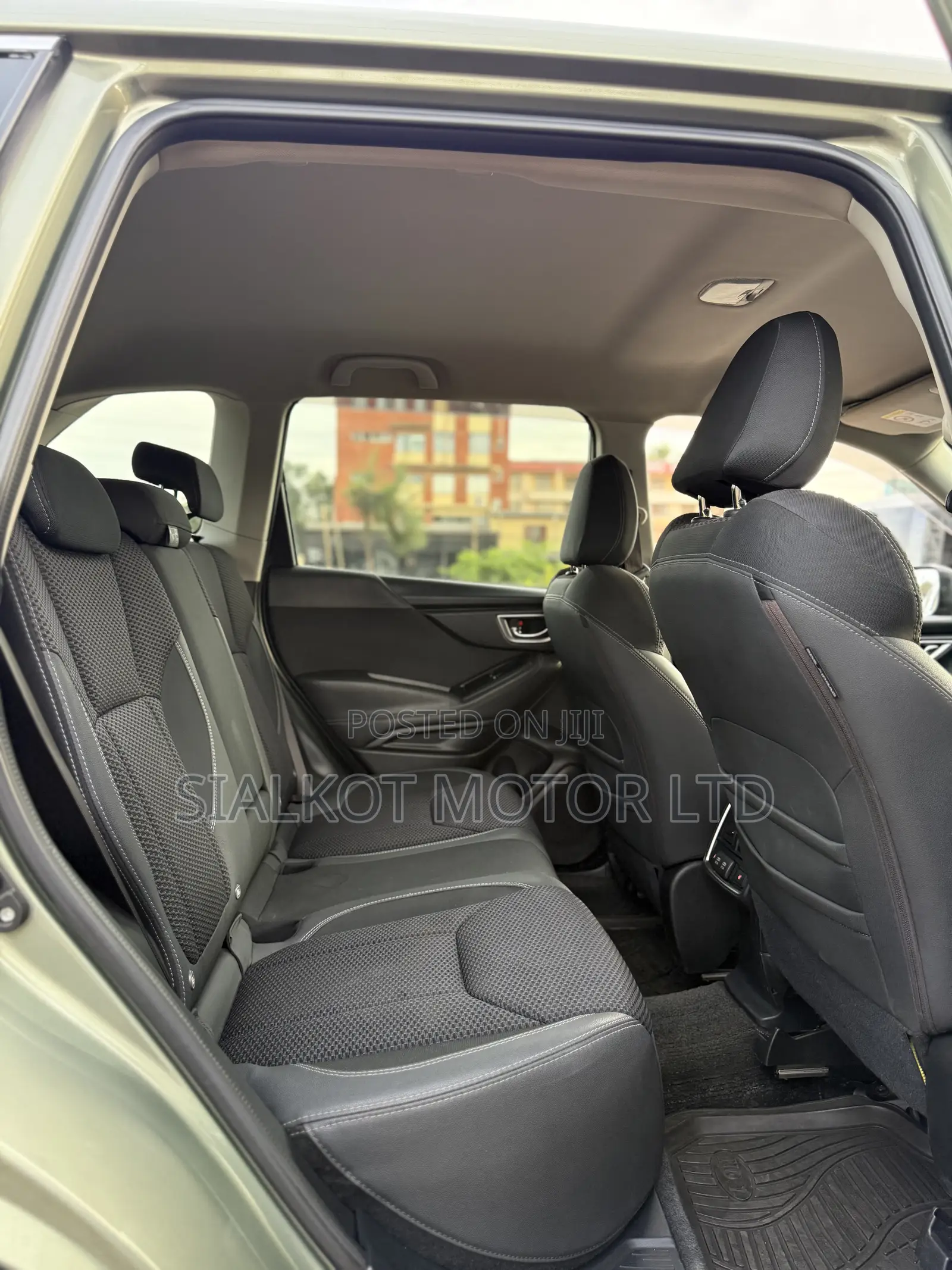 Subaru Forester Premium AWD 2019 Green