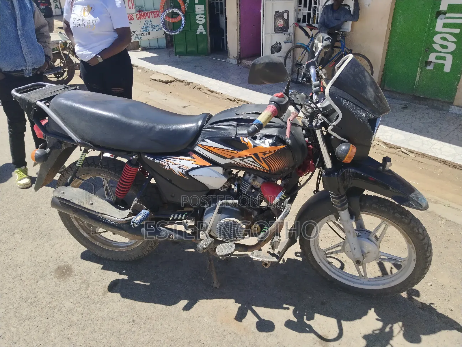 TVS HLX Plus ES 2019 Black