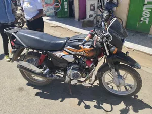 TVS HLX Plus ES 2019 Black