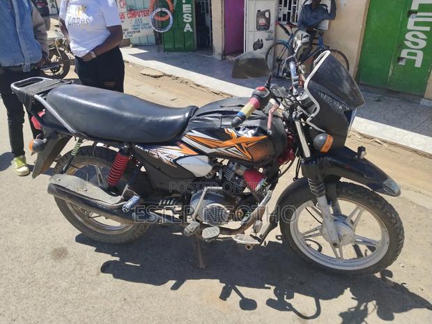 TVS HLX Plus ES 2019 Black - thumbnail 2