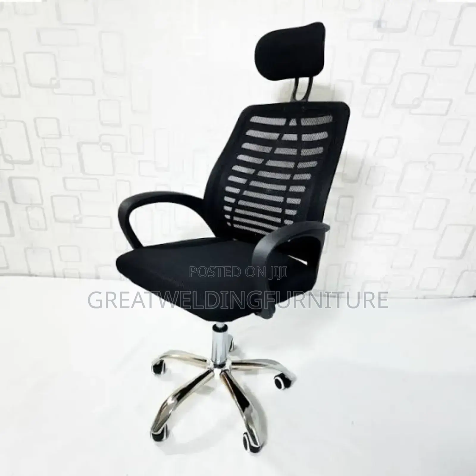 Adjustable Swivel Headrest Office Chair