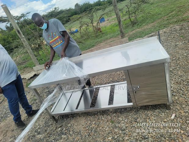 Stainless Steel Working Table With Lockable Drawers - thumbnail 3