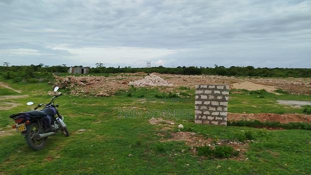 1.5 Acre Second Row Beach for Sale Malindi - thumbnail 2