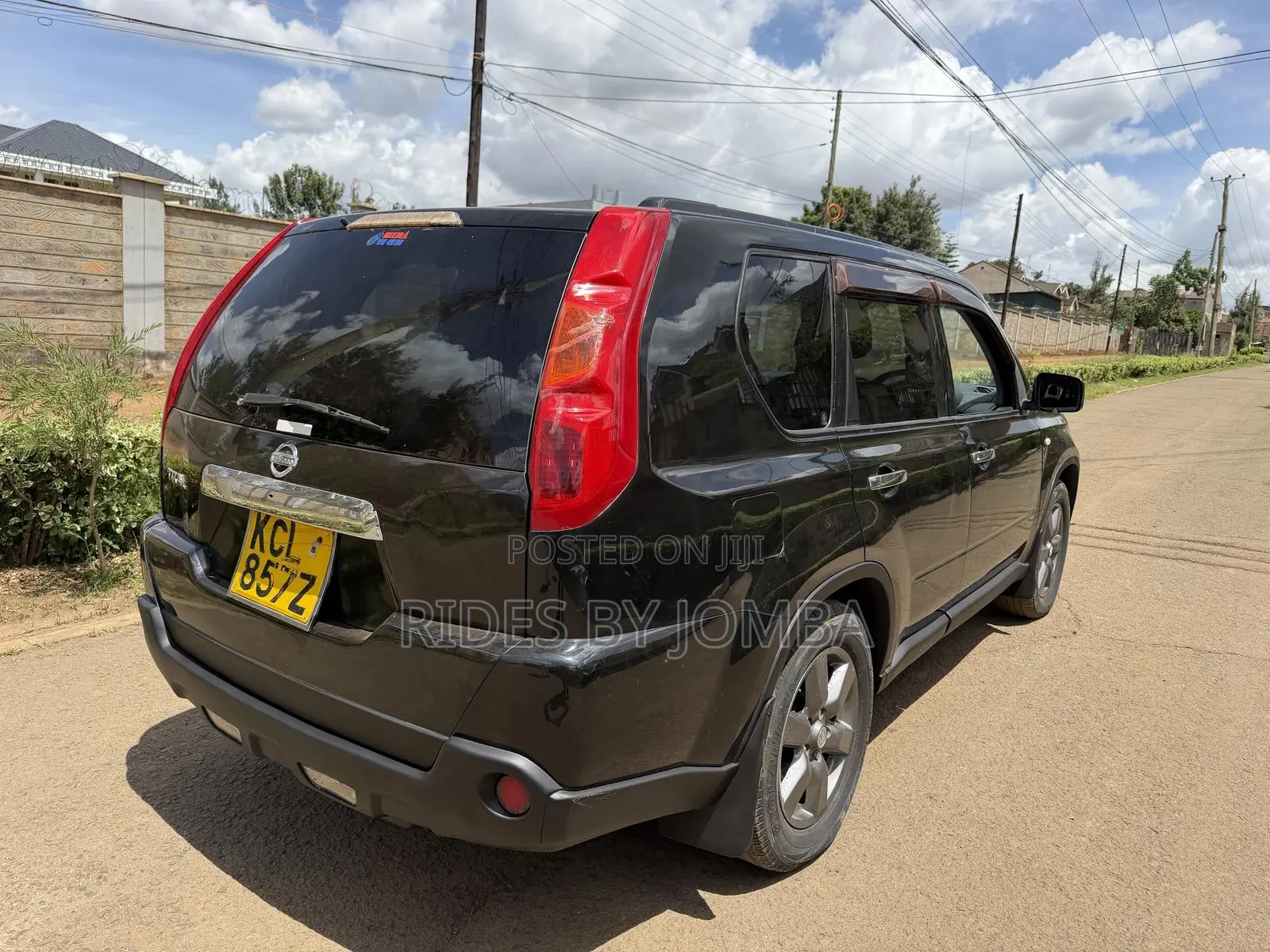 Nissan X-Trail 2.0 Petrol XE 2010 Black
