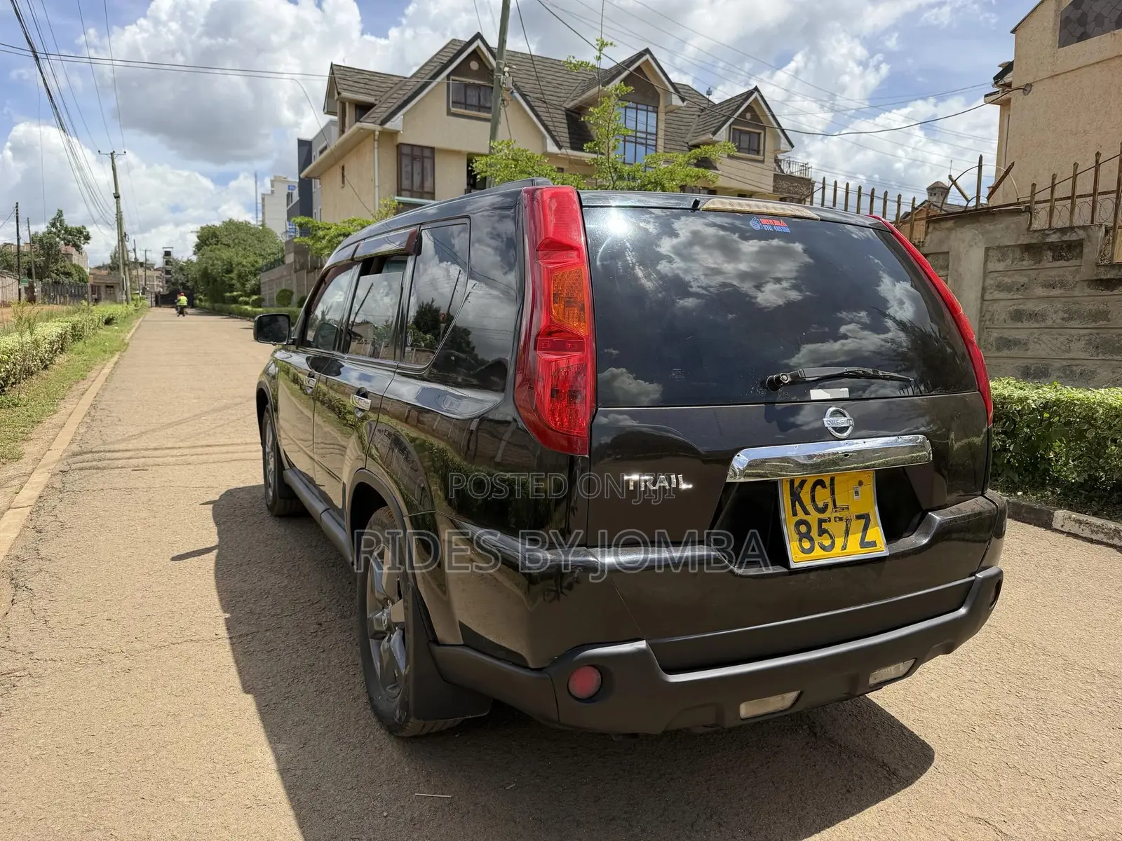 Nissan X-Trail 2.0 Petrol XE 2010 Black