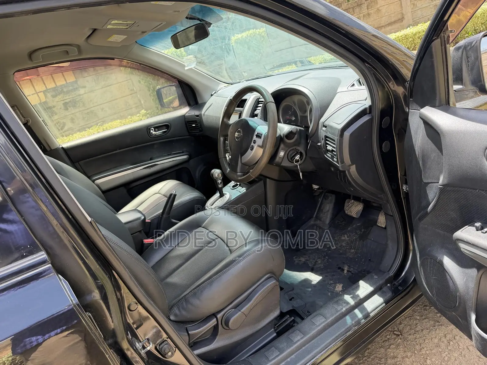 Nissan X-Trail 2.0 Petrol XE 2010 Black