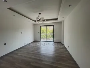 4bdrm Apartment in Valley Arcade for rent