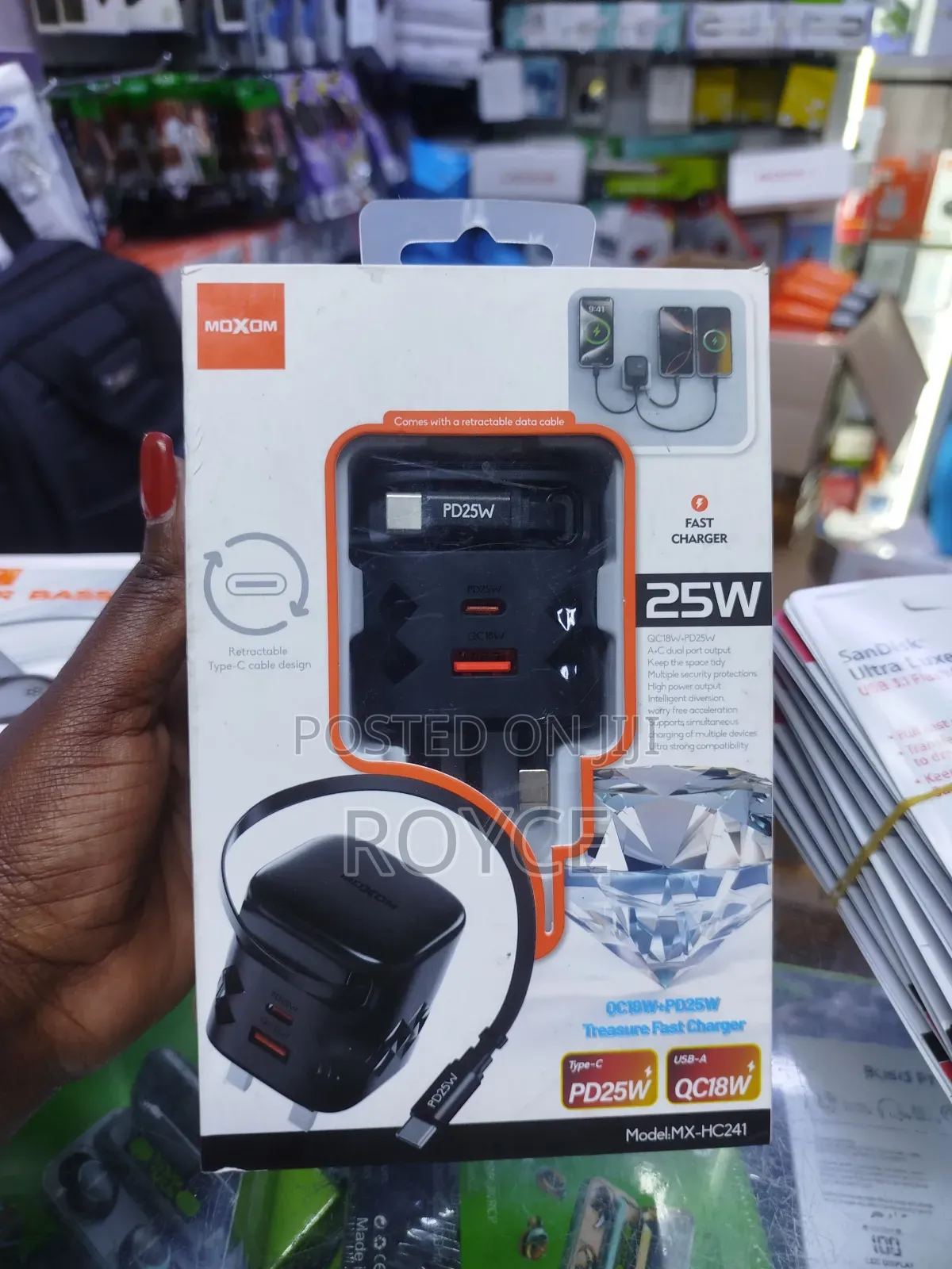 Moxom Fast Charger